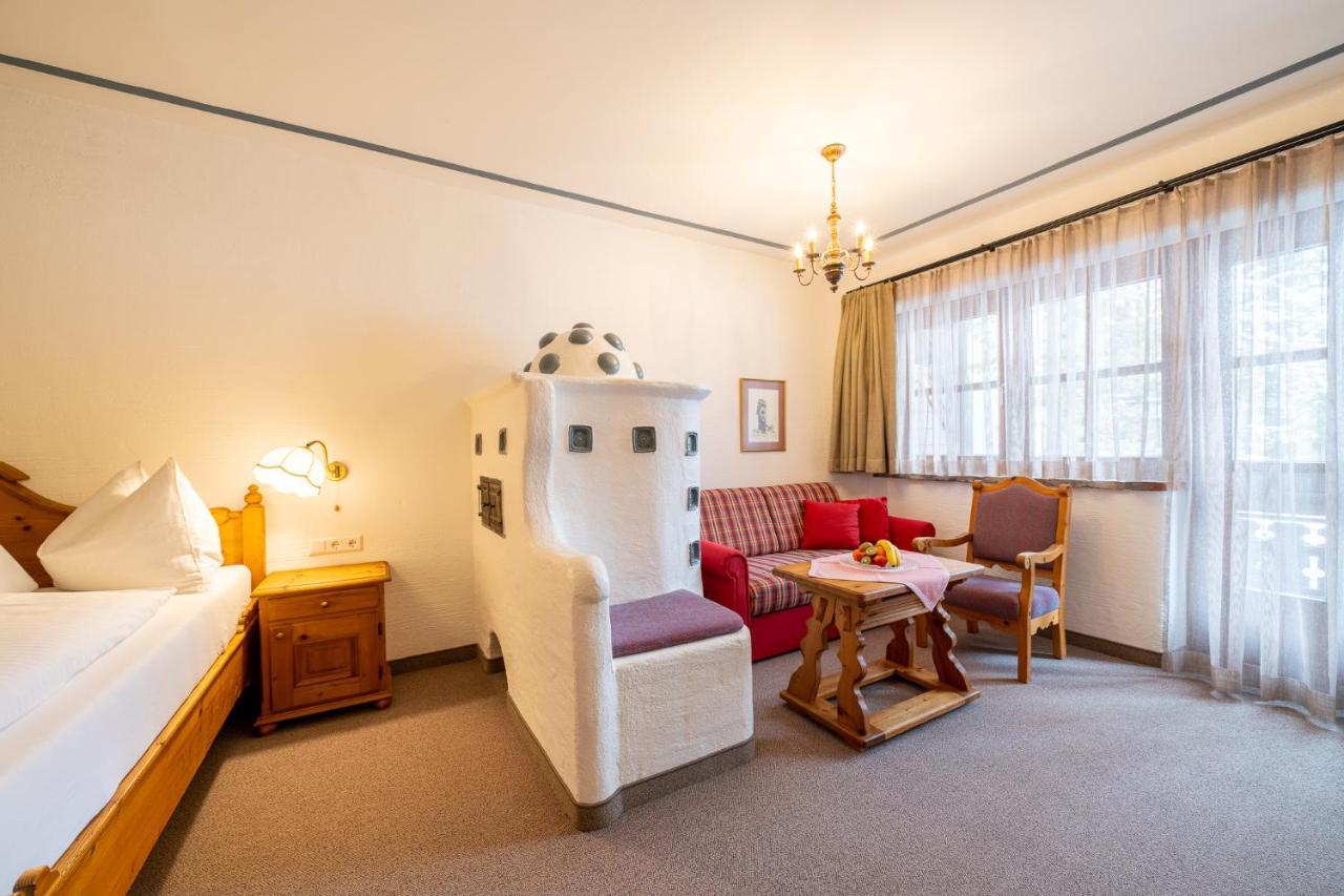 Hotel Trattlerhof バド クラインキルヒハイム エクステリア 写真
