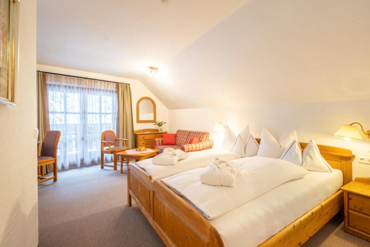 Hotel Trattlerhof バド クラインキルヒハイム エクステリア 写真