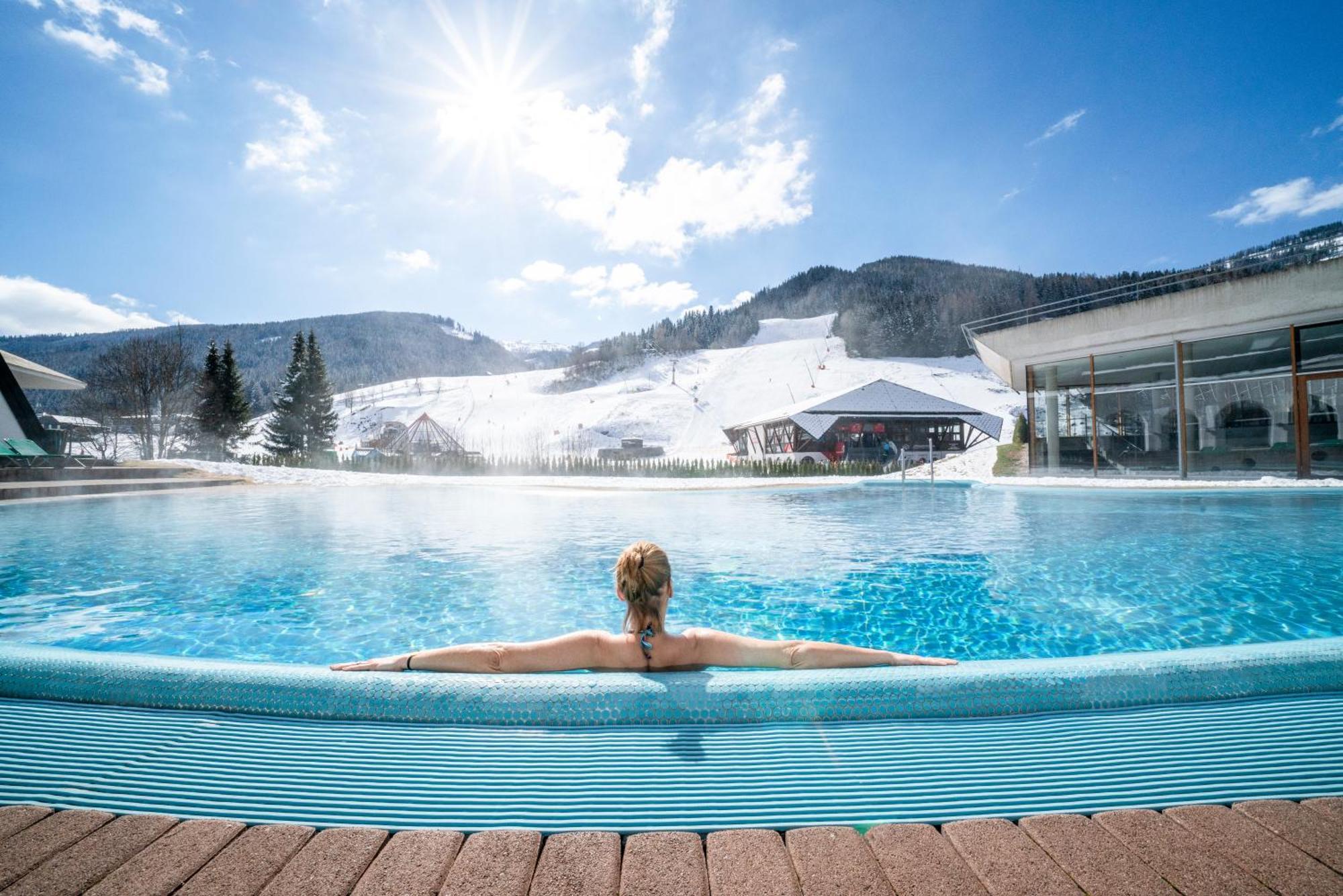 Hotel Trattlerhof バド クラインキルヒハイム エクステリア 写真