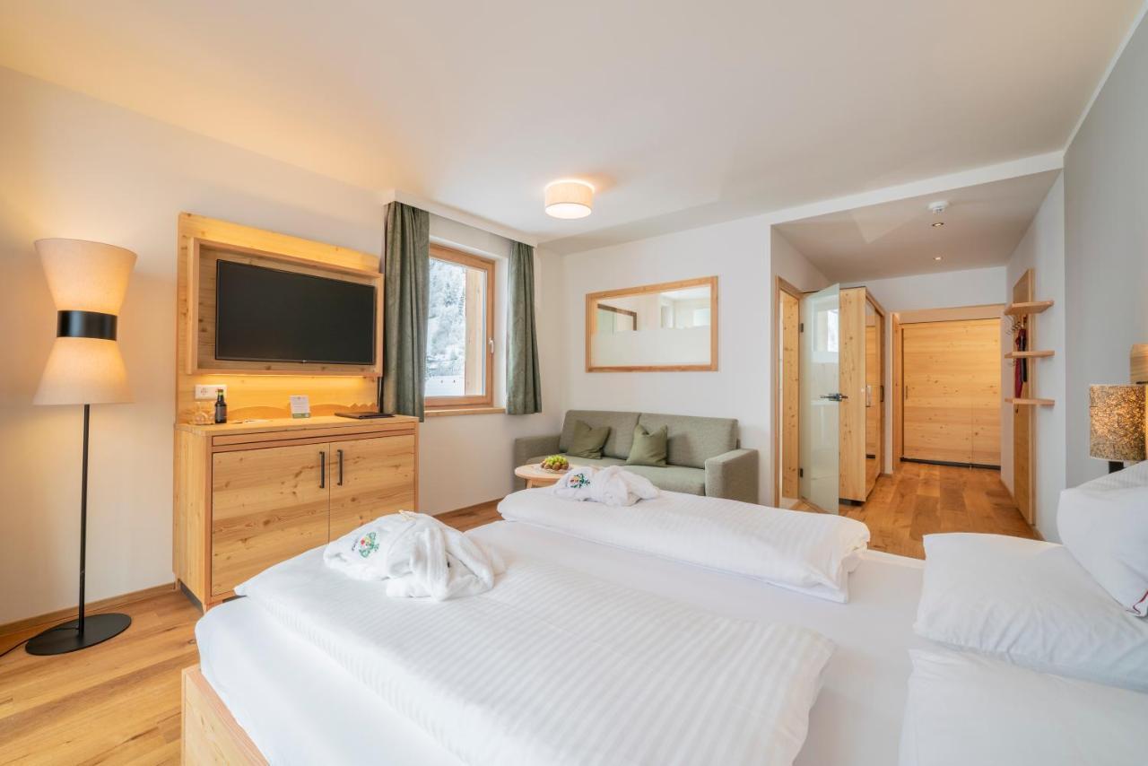 Hotel Trattlerhof バド クラインキルヒハイム エクステリア 写真