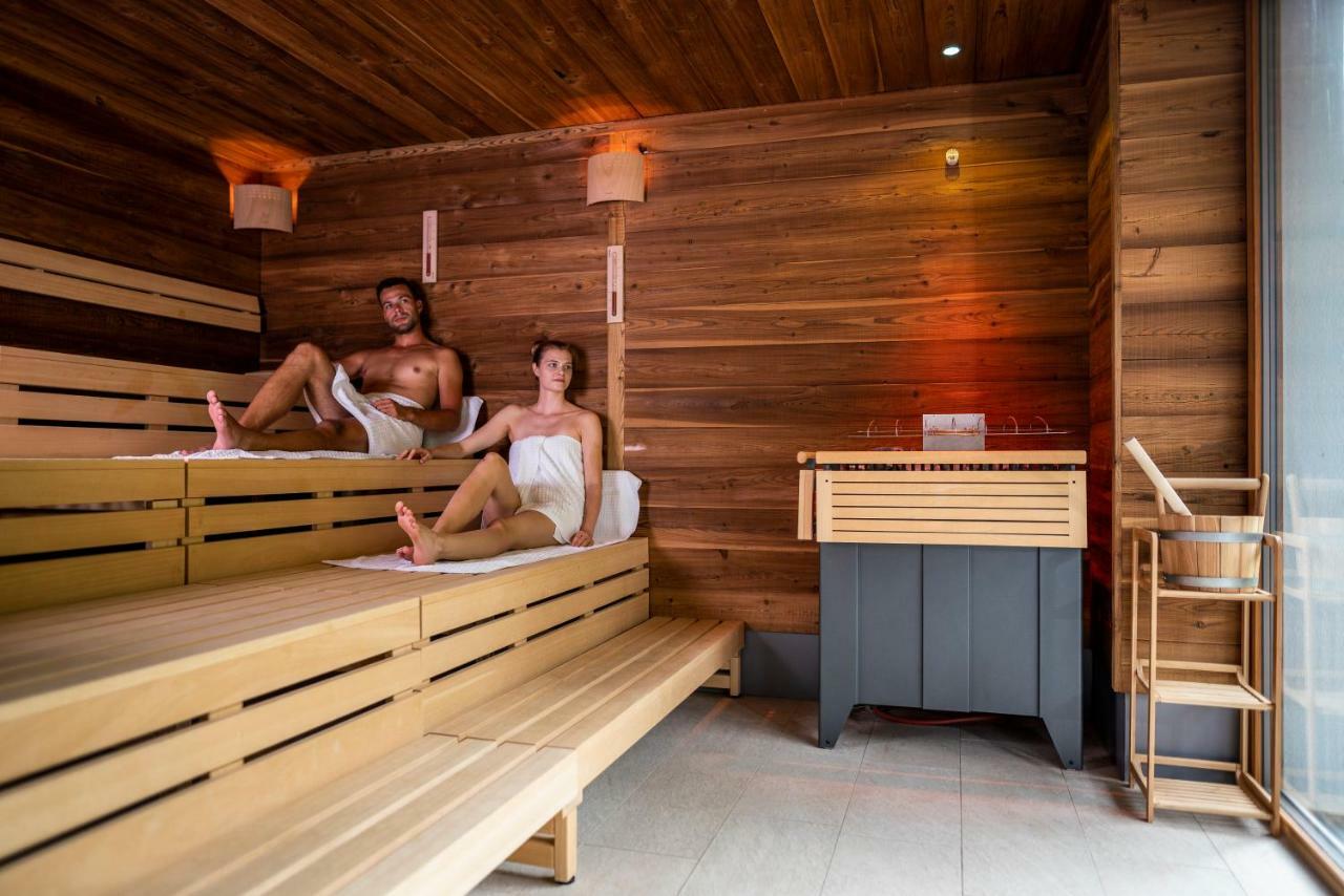 Hotel Trattlerhof バド クラインキルヒハイム エクステリア 写真